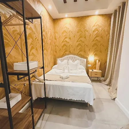 Julio Cesar Apartment